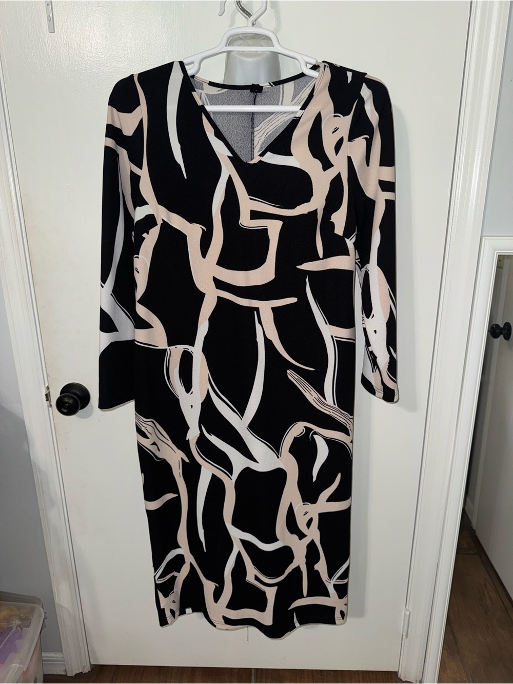 EMERY ROSE graphic print fitted knitted dress